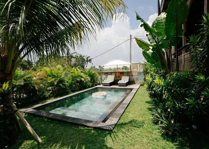 Serene Wooden House - 1br Close To *